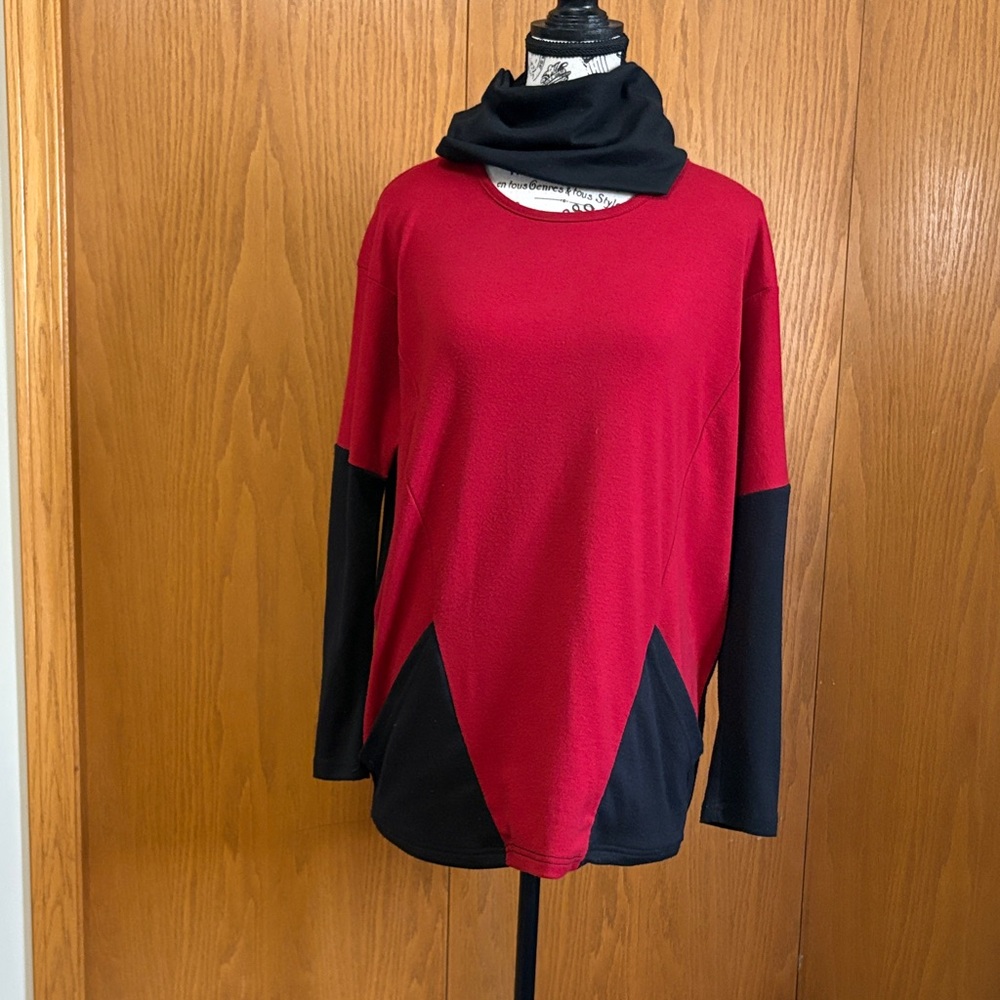 Elegant Red and Black Women's Tunic